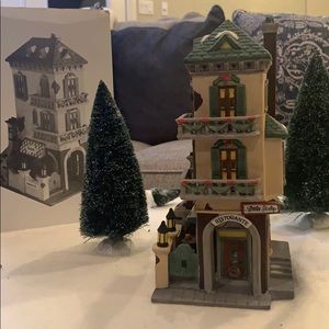 Christmas in the city, little Italy Ristorante